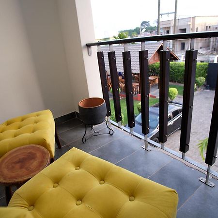 The Highbridge Guest Lodge 아크라 외부 사진