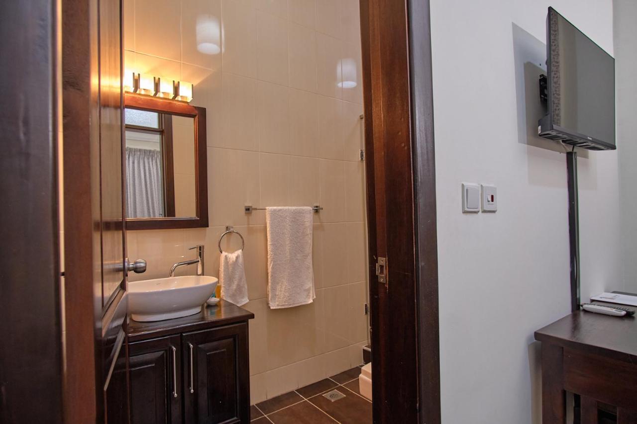 The Highbridge Guest Lodge 아크라 외부 사진
